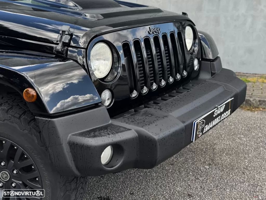 Jeep Wrangler Unlimited - 4