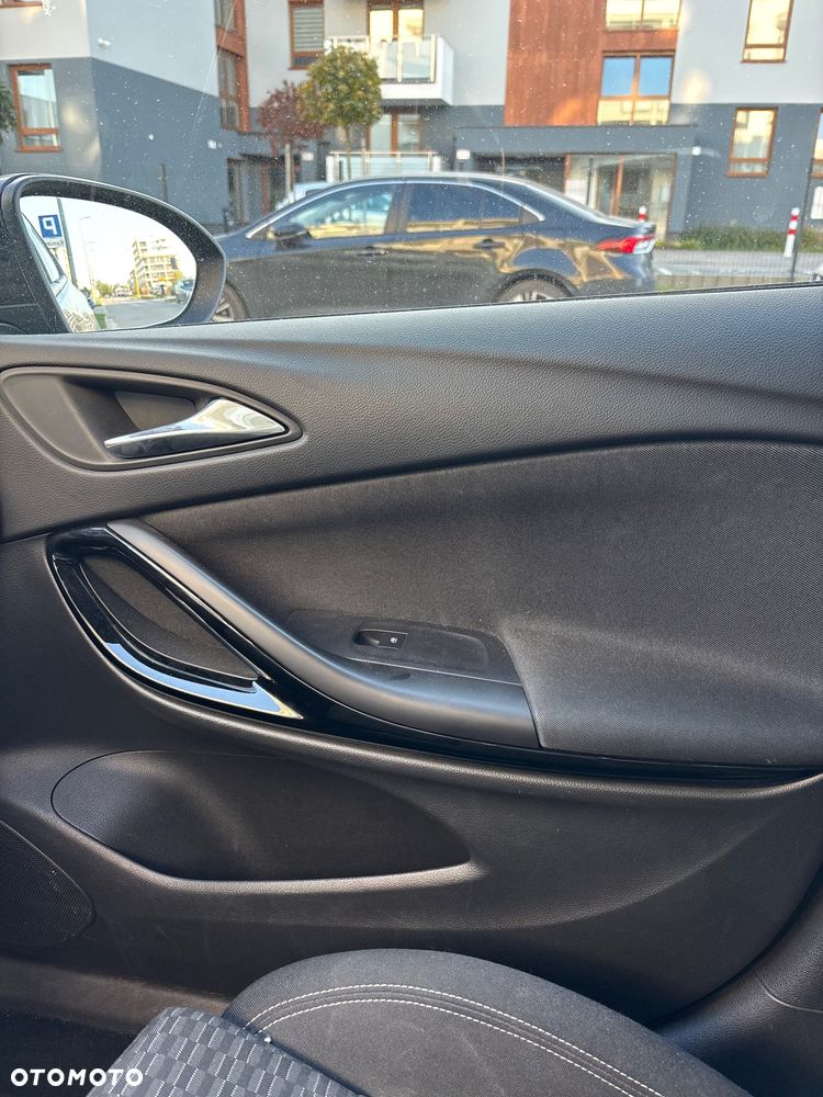 Opel Astra 1.4 T GPF Dynamic S&S - 12