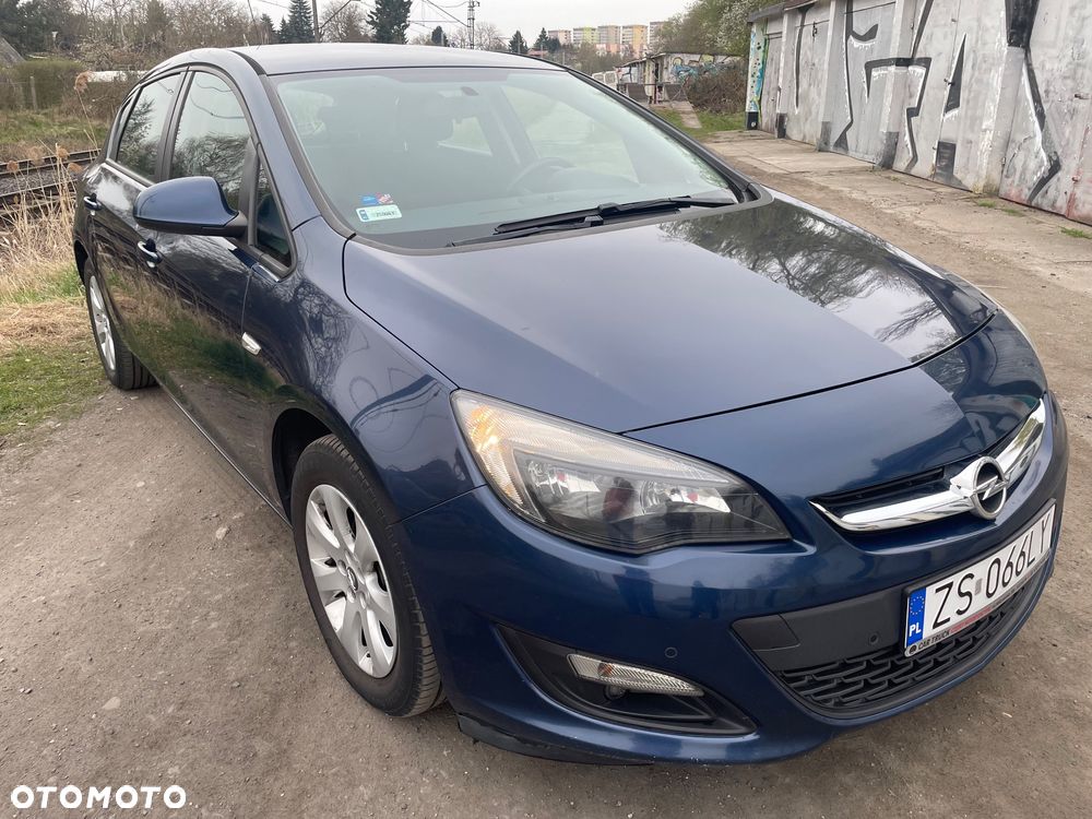 Opel Astra 1.6 Enjoy - 1