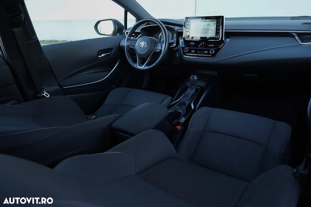 Toyota Corolla 1.8 HSD Business - 10