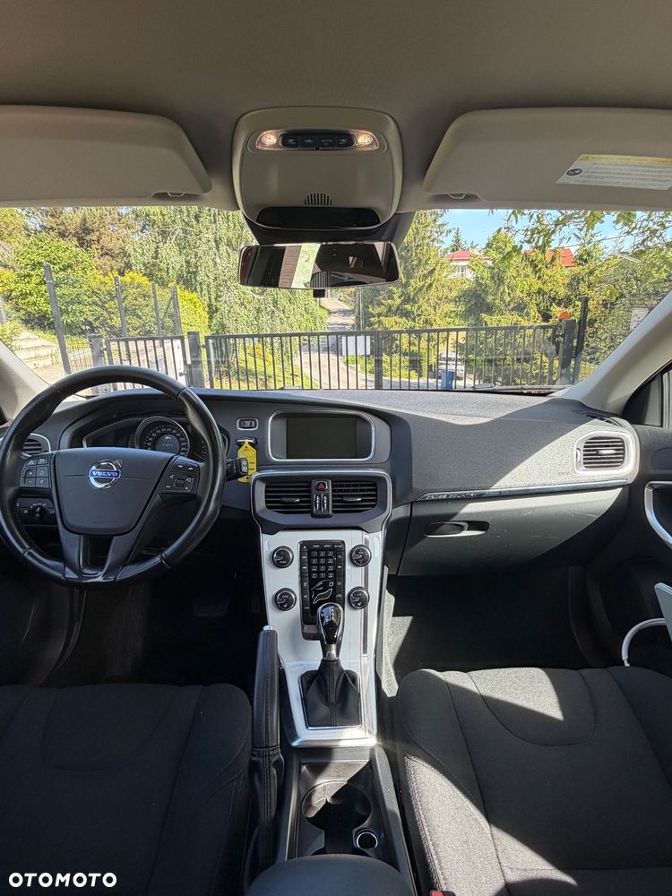 Volvo V40 Cross Country T4 AWD Ocean Race - 11