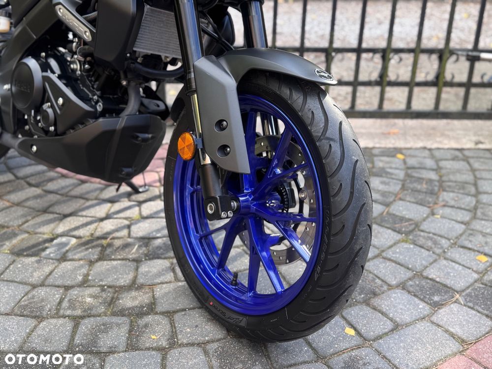 Yamaha MT - 22