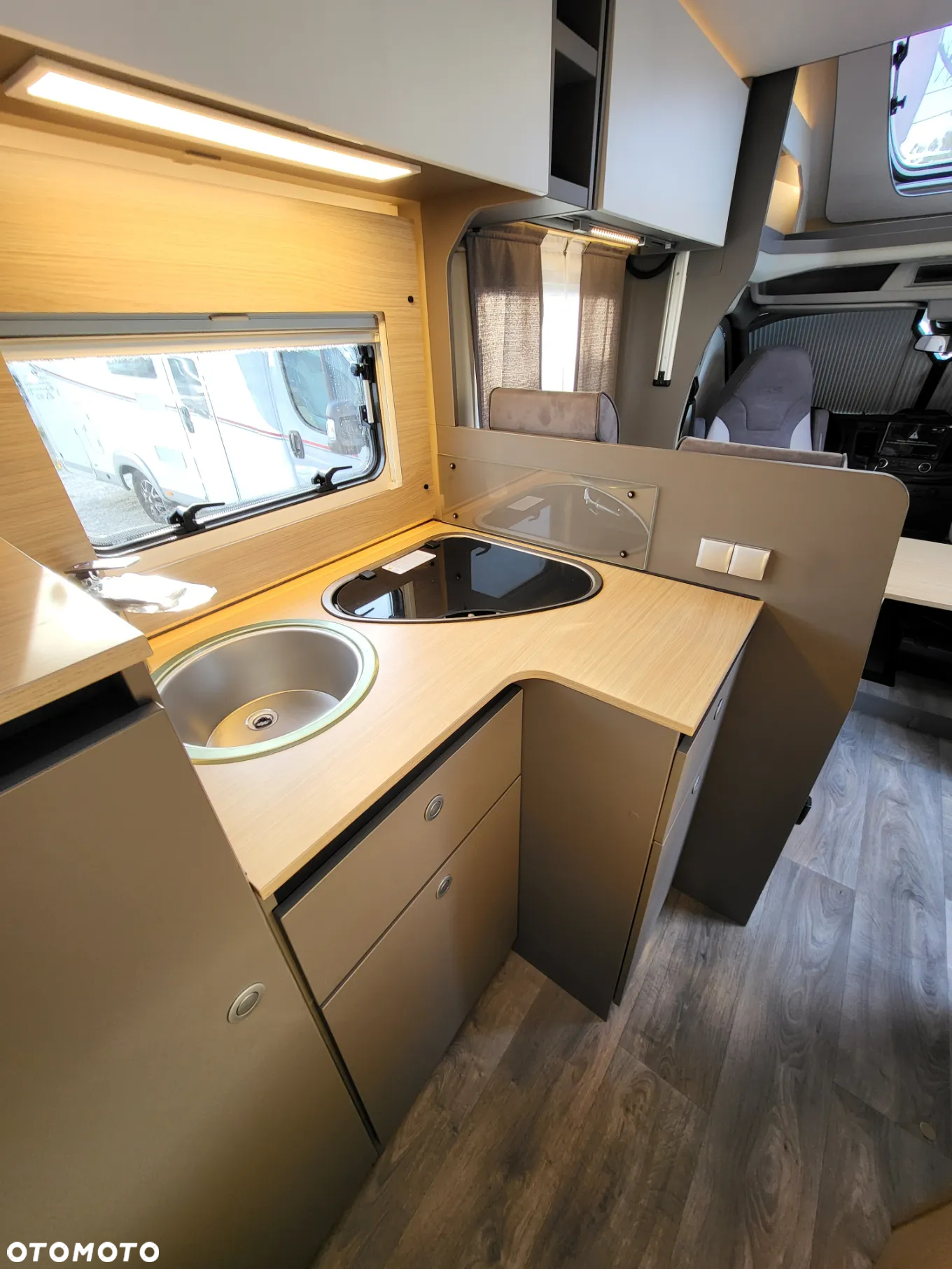 LMC Tourer Lift H664G / Ford Transit - 18