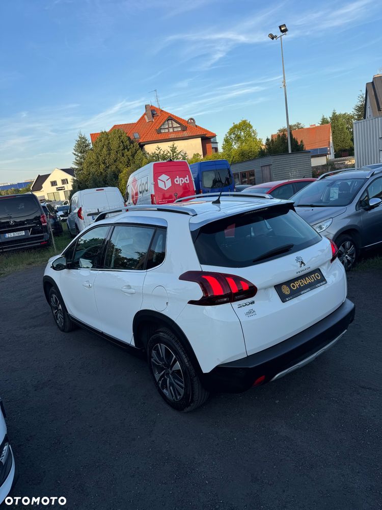 Peugeot 2008 1.2 Pure Tech GPF Allure S&S EAT6 - 6