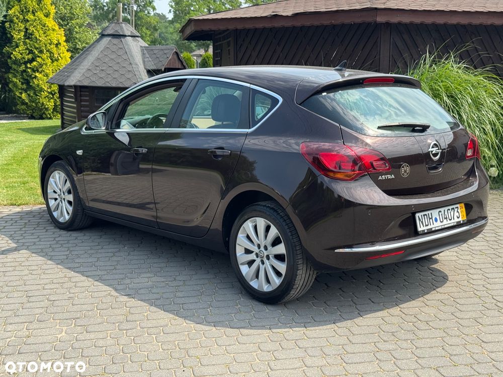 Opel Astra - 8