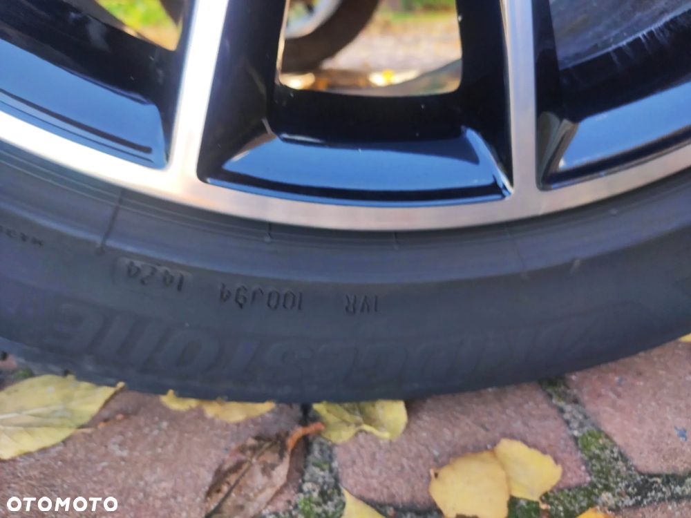 Mercedes-Benz GLE 300 d 4-Matic - 37