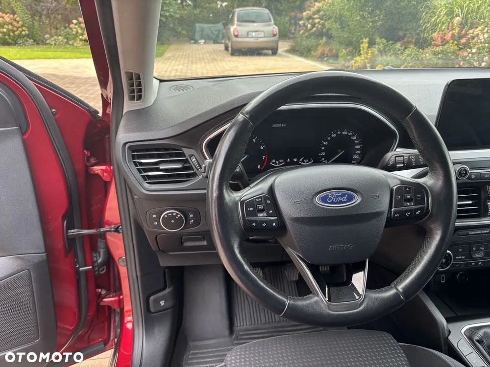 Ford Focus 1.5 EcoBoost Trend Edition Business - 15