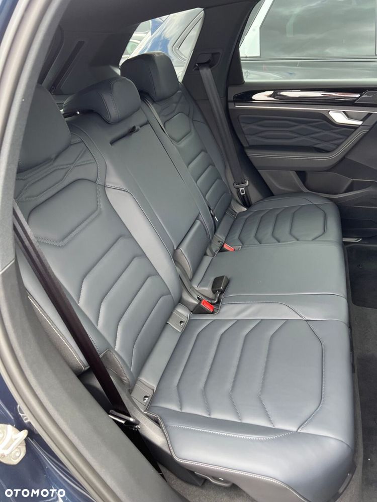 Volkswagen Touareg 3.0 V6 TDI 4Motion R-Line Final Edition - 9