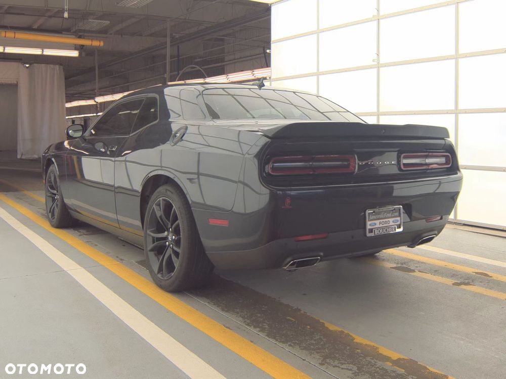 Dodge Challenger 3.6 SXT Plus - 7