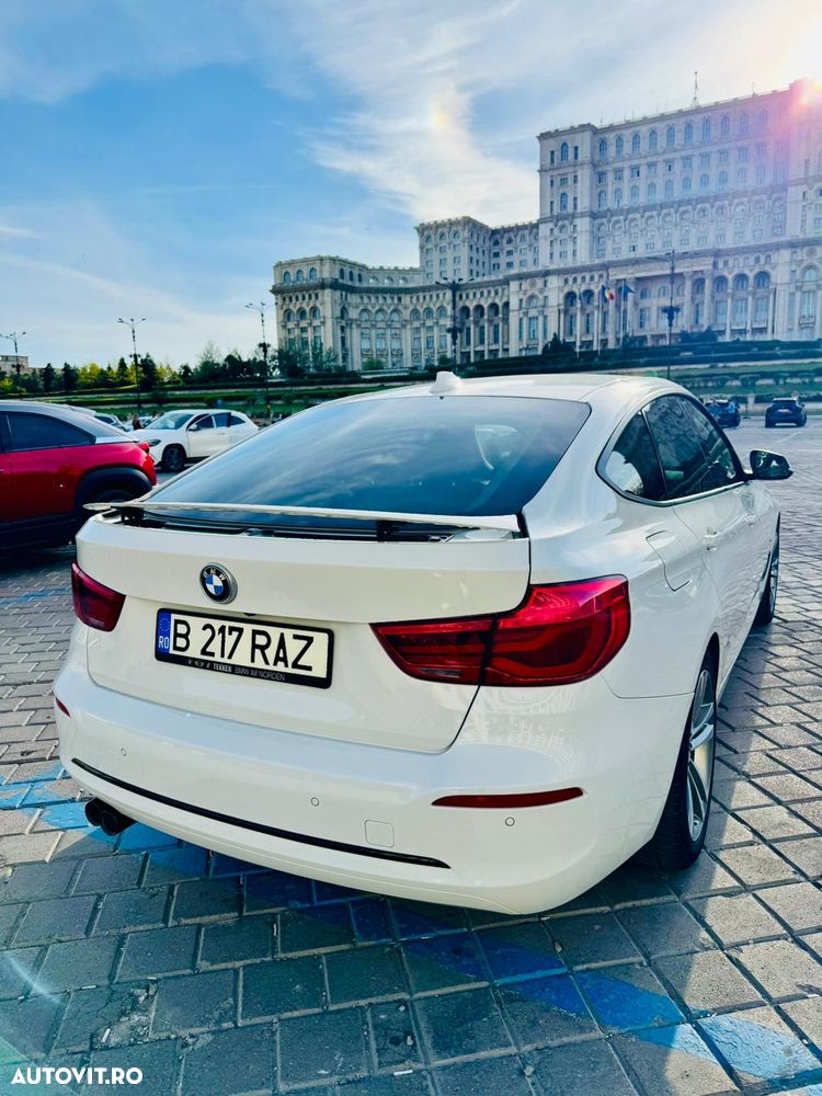 BMW Seria 3 320d xDrive Aut. - 2