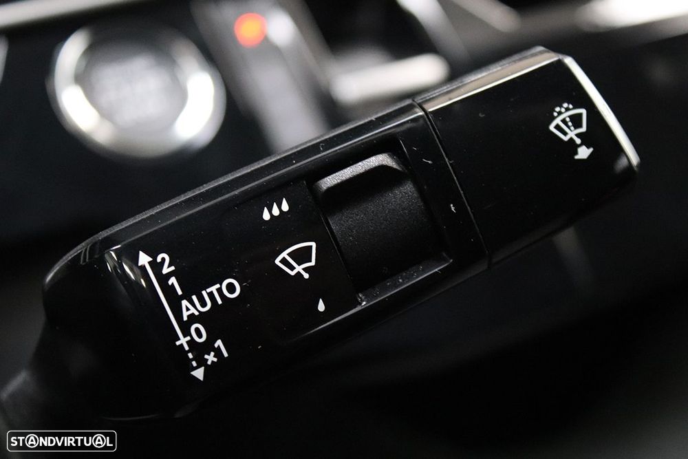 Peugeot 3008 1.2 Hybrid Allure e-DCS6 - 19