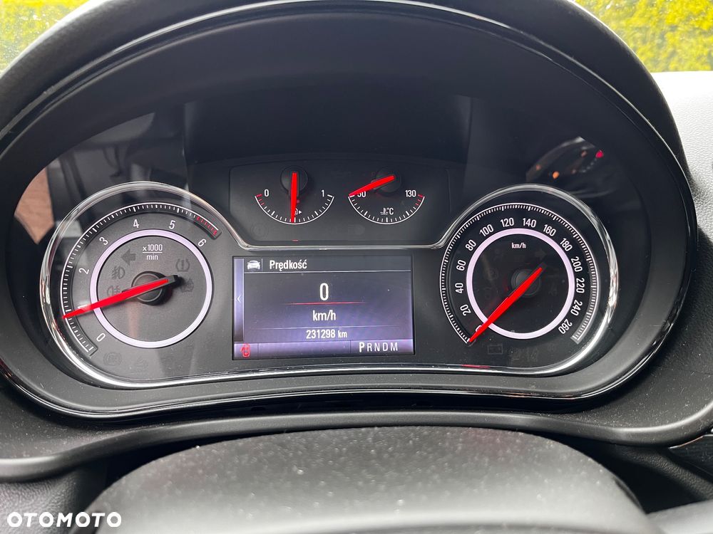 Opel Insignia - 13