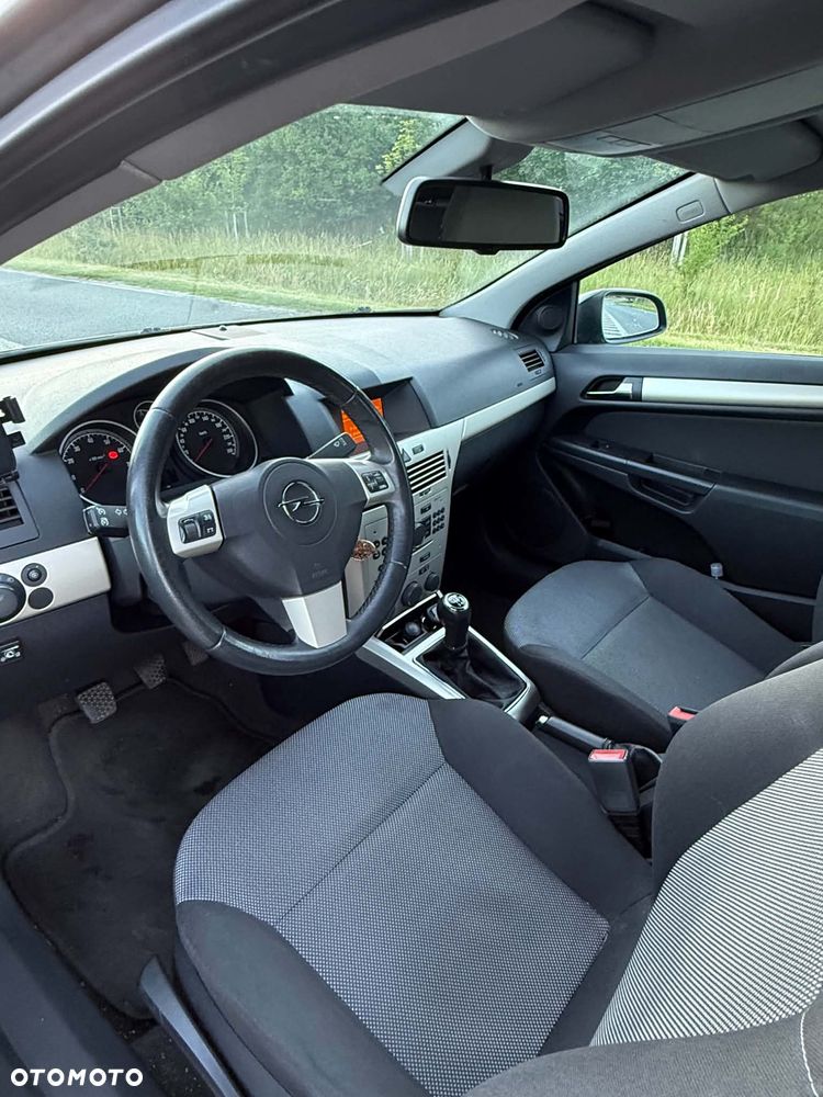 Opel Astra 1.4 Cosmo - 4