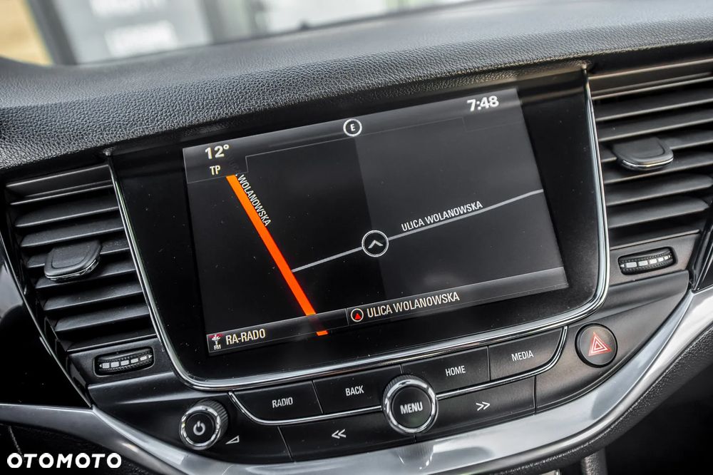 Opel Astra V 1.4 T Dynamic S&S - 28