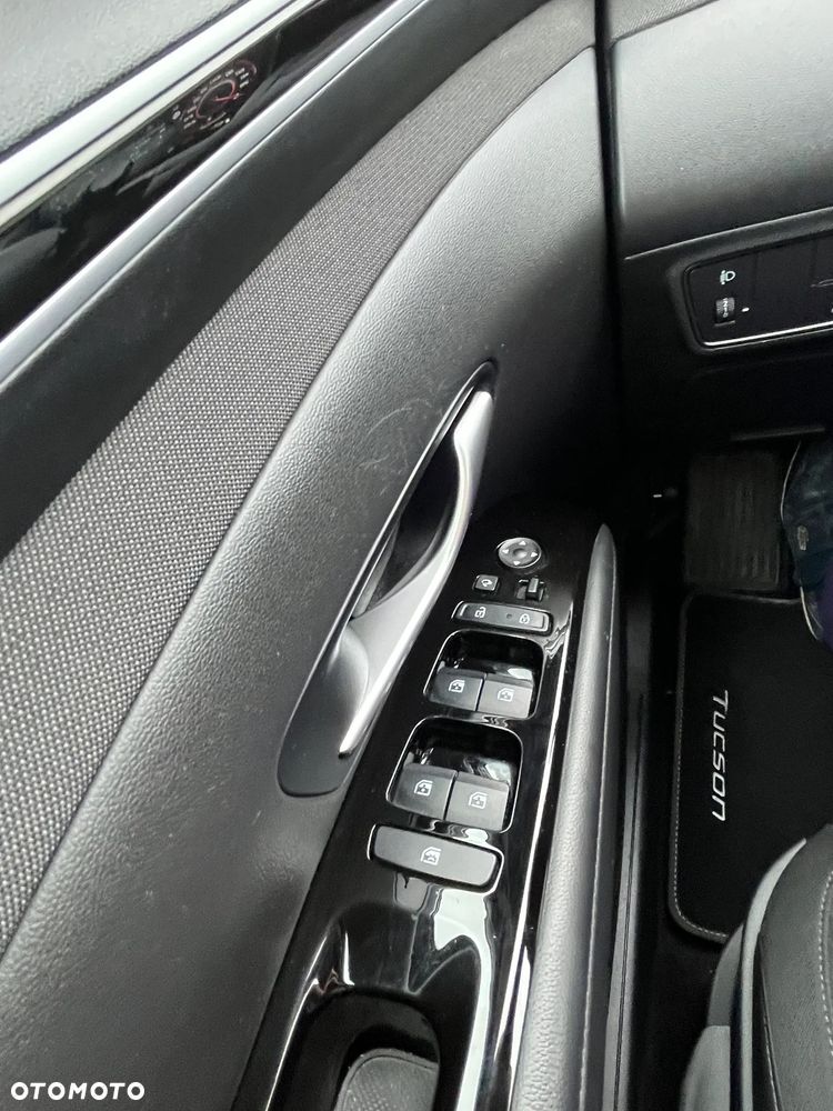 Hyundai Tucson - 33