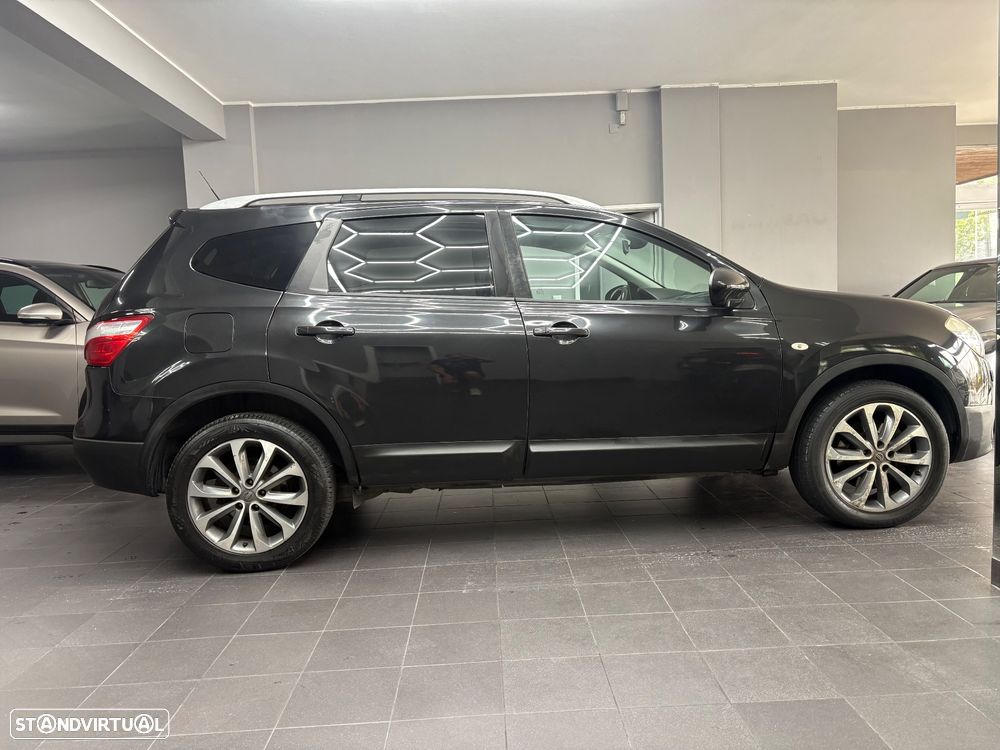 Nissan Qashqai +2 1.6 dCi Tekna Premium 18 360 - 42