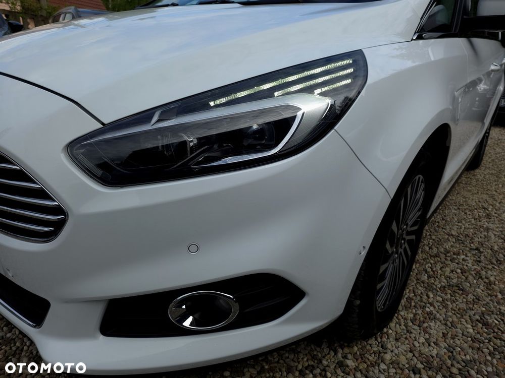 Ford S-Max 2.0 EcoBlue Titanium - 23