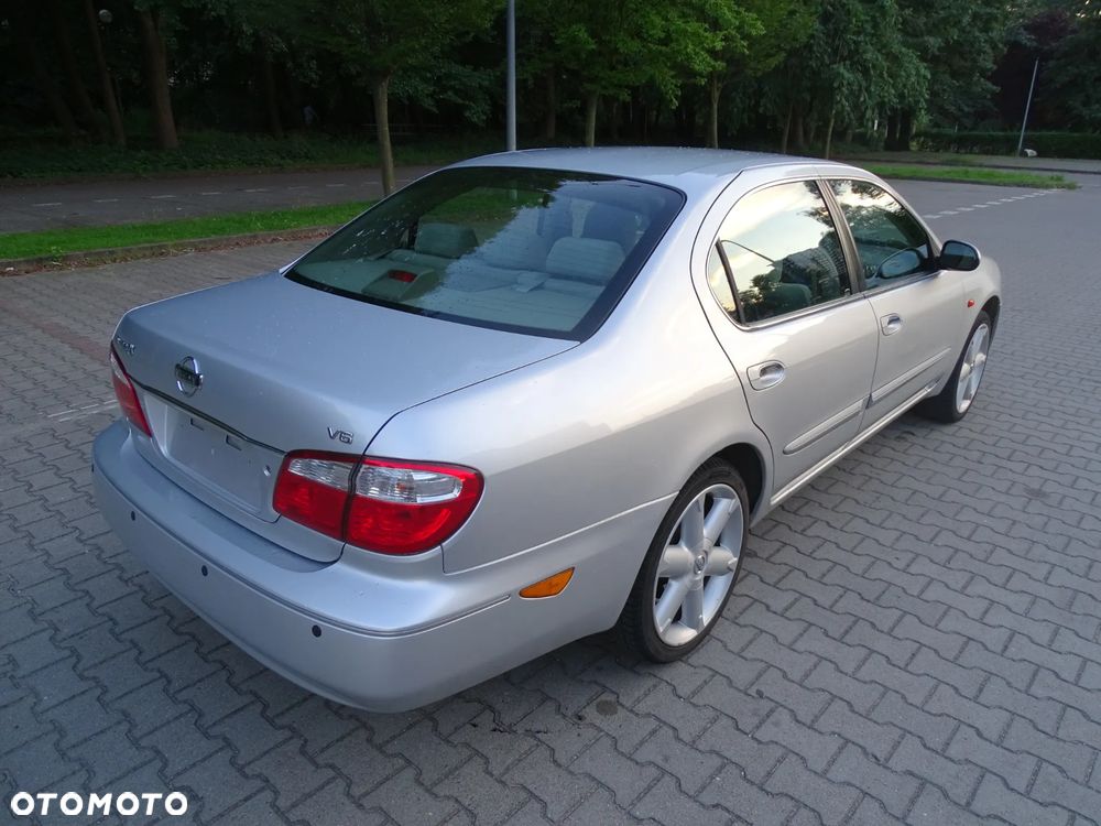 Nissan Maxima 2.0 Comfort - 8