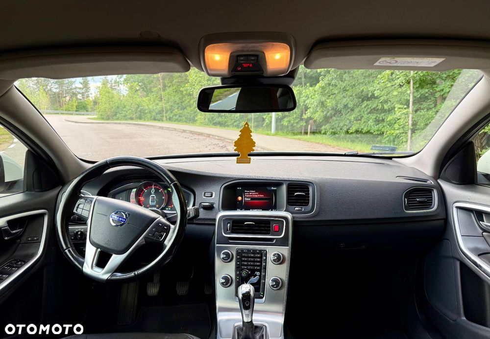 Volvo S60 D4 Drive-E R-Design Momentum - 15