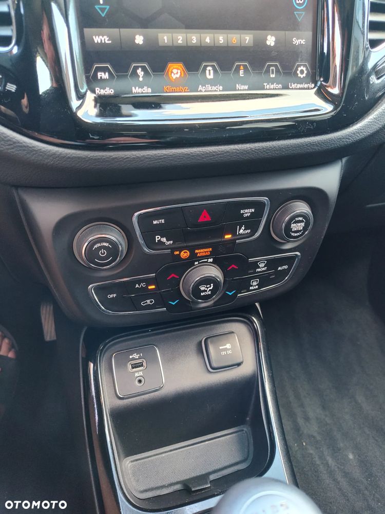 Jeep Compass 1.4 MultiAir Limited - 23