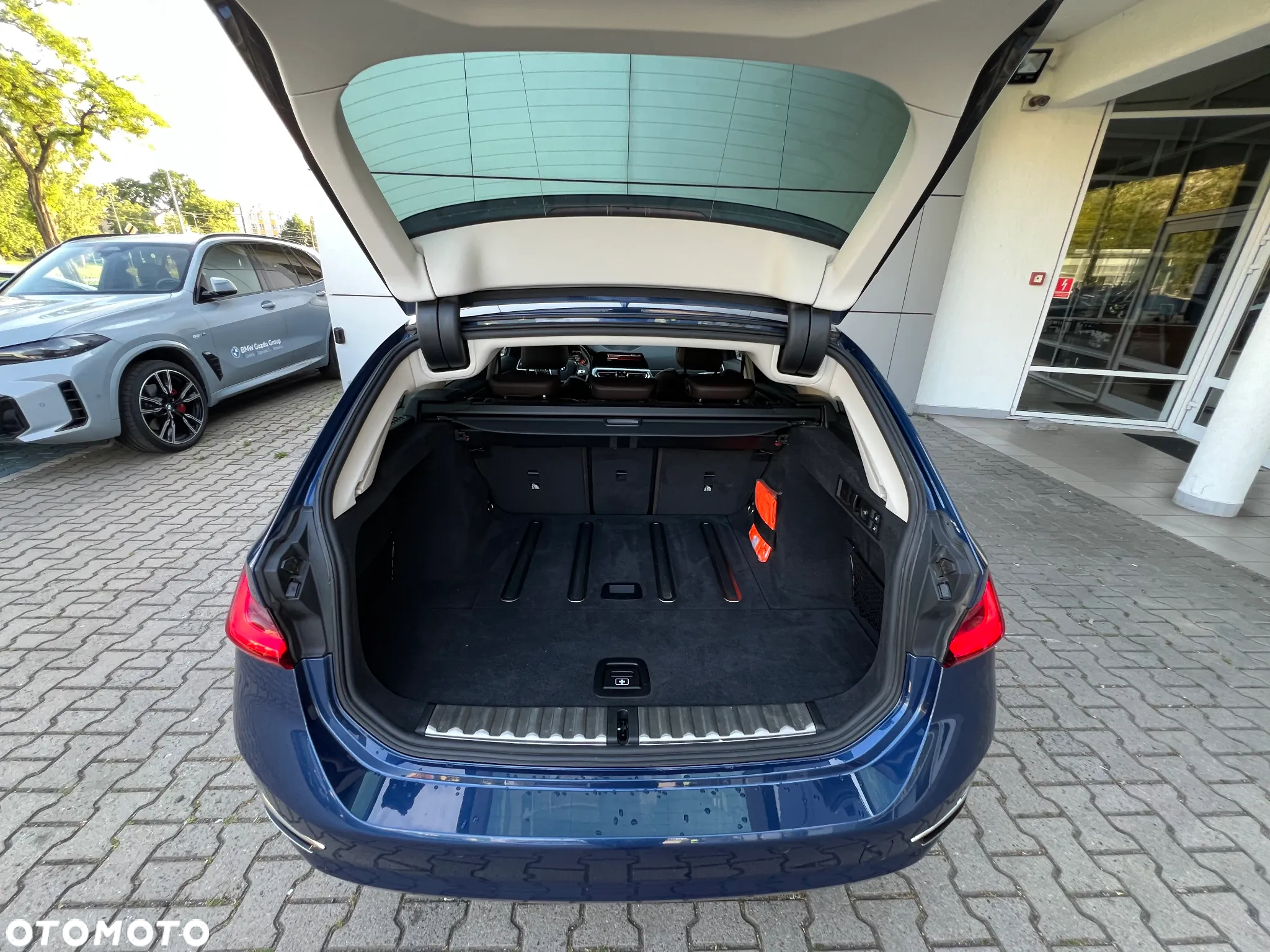 BMW Seria 3 320d xDrive Luxury Line sport - 14