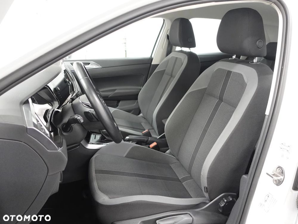 Volkswagen Polo - 21
