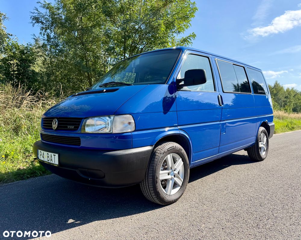 Volkswagen Caravelle Basis / CL - 2