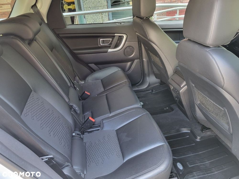 Land Rover Discovery Sport - 9