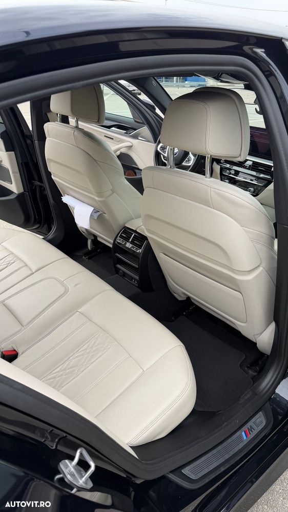 BMW Seria 5 530i AT MHEV - 8