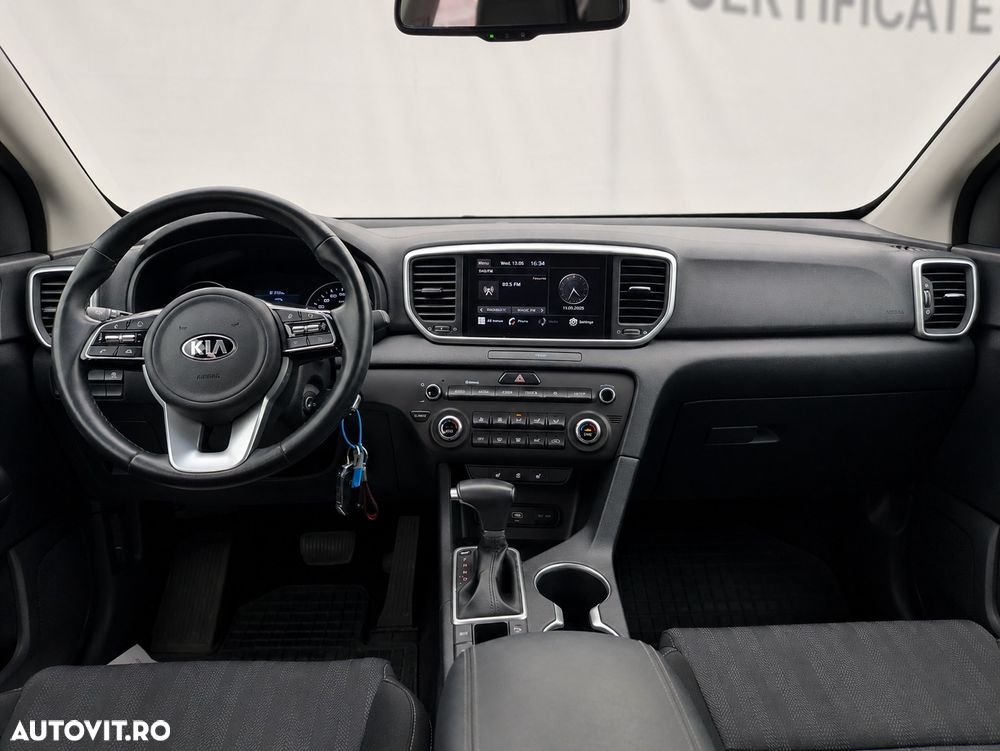 Kia Sportage 1.6 T-GDI 7DCT 4x2 Style - 8
