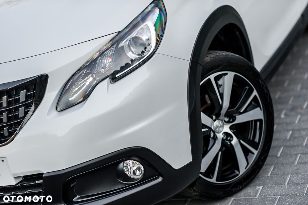 Peugeot 2008 BlueHDi FAP 120 STOP & START GT-Line Edition - 13