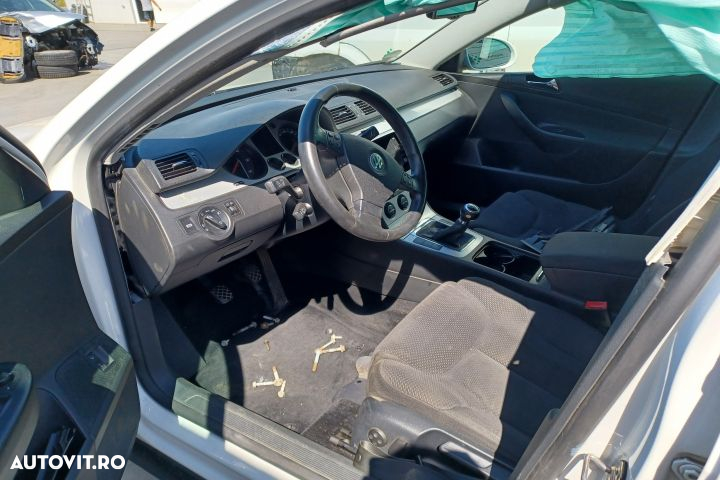 Rulou portbagaj Volkswagen VW Passat B6  [din 2005 pana  2010] wagon - 6