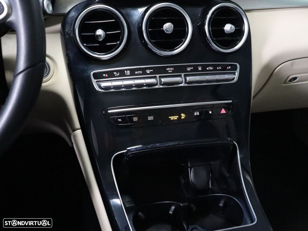 Mercedes-Benz GLC 300 de 4Matic - 18