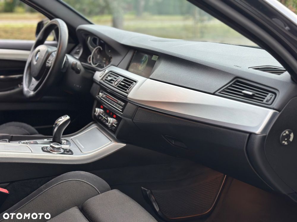 BMW Seria 5 - 30