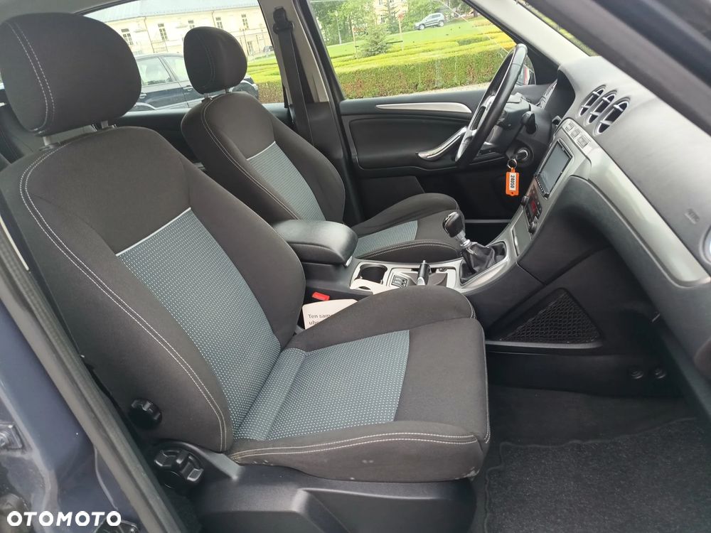 Ford S-Max 2.0 TDCi Ambiente - 13