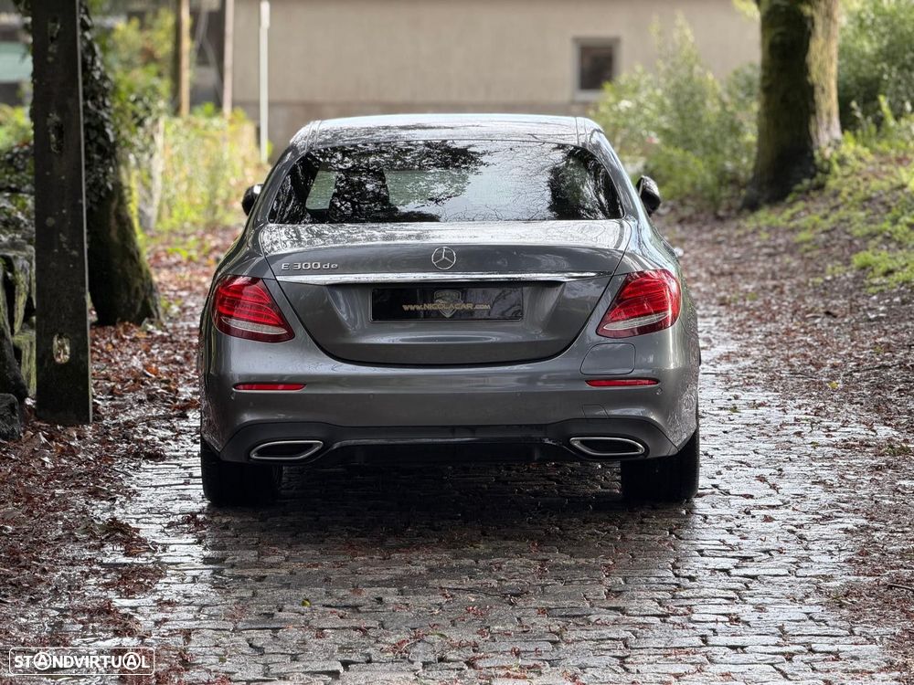 Mercedes-Benz E 300 de AMG Line - 27