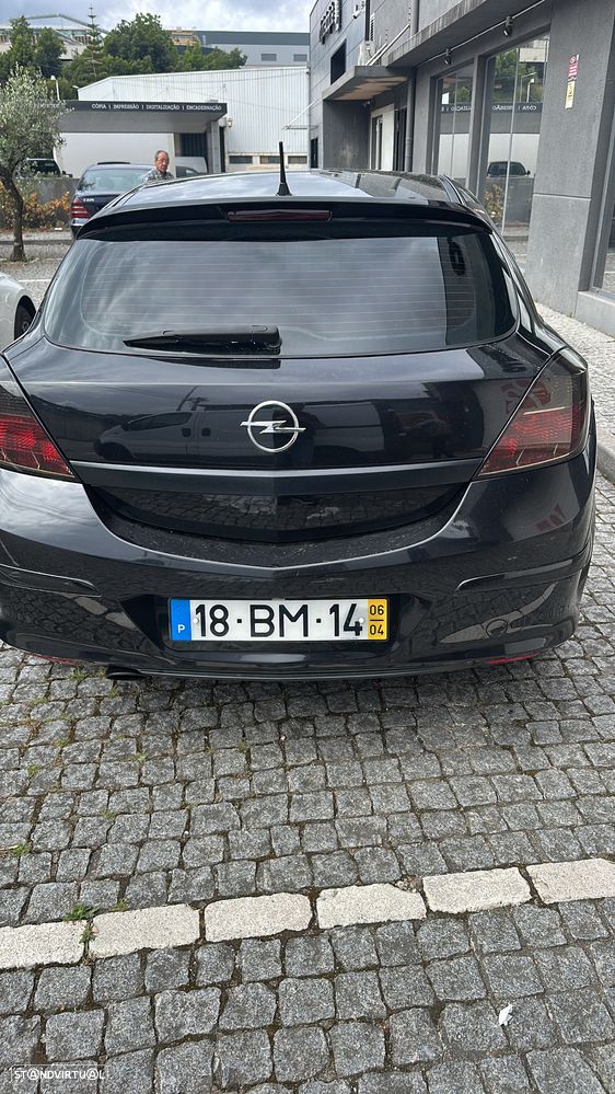 Opel Astra GTC 1.9 CDTI - 9