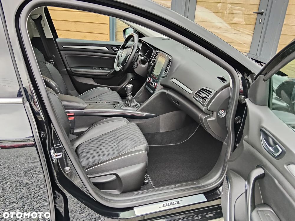 Renault Megane ENERGY dCi 130 BOSE EDITION - 23