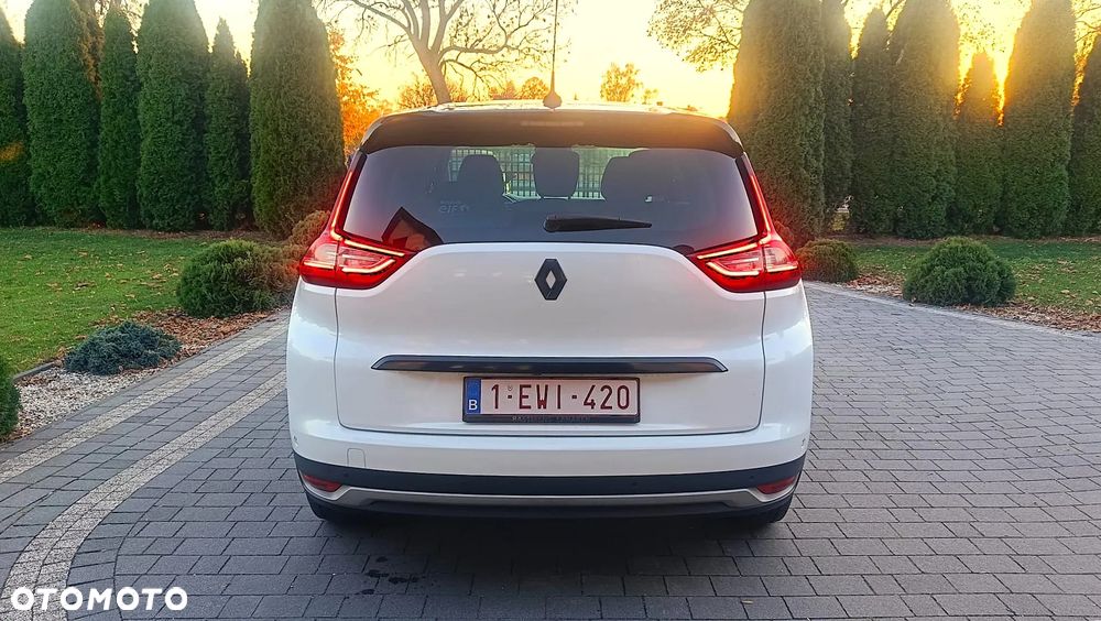 Renault Grand Scenic - 15
