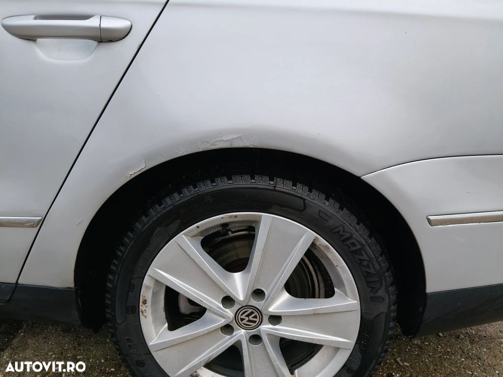 Volkswagen Passat Variant 2.0 TDI Highline DPF 4Motion - 16