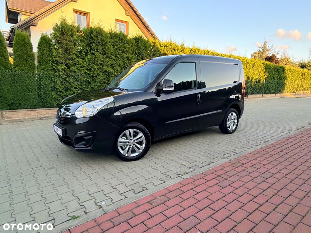 Opel Combo - 38
