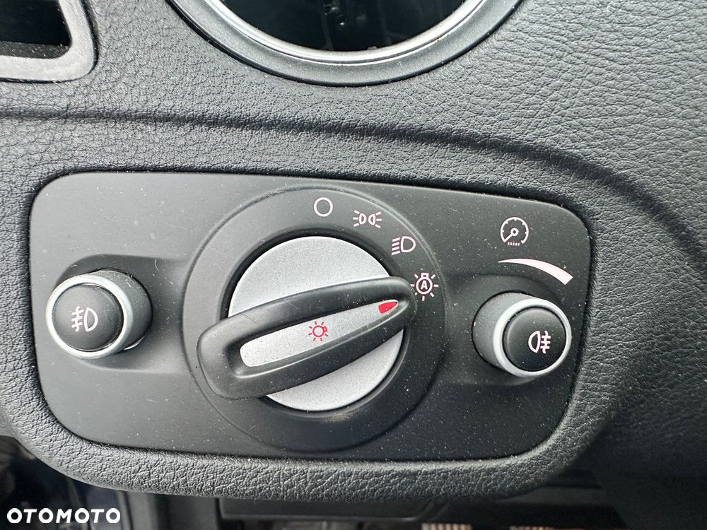 Ford S-Max 2.2 TDCi DPF Titanium X - 11