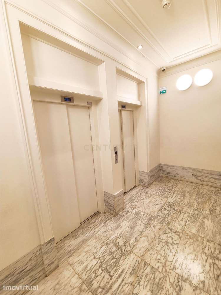 Luxuoso Apartamento T1 na Avenida da Liberdade - Grande imagem: 4/33