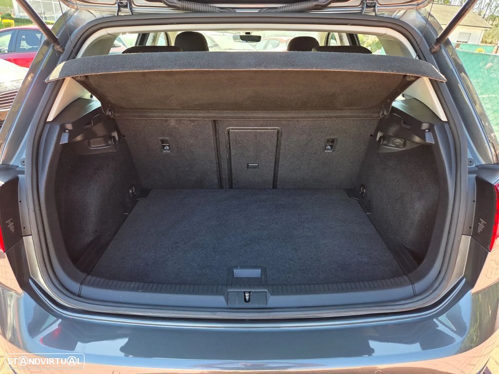 VW Golf 1.0 TSI Confortline - 29