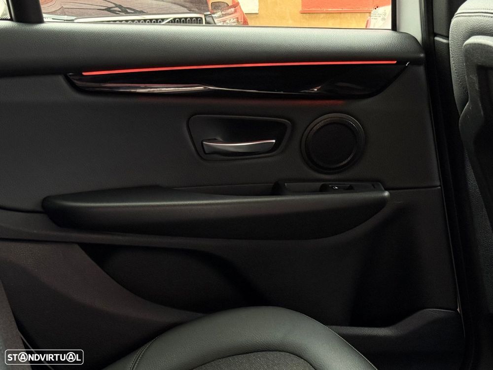 BMW 220 Gran Tourer d 7L Pack M Auto - 8