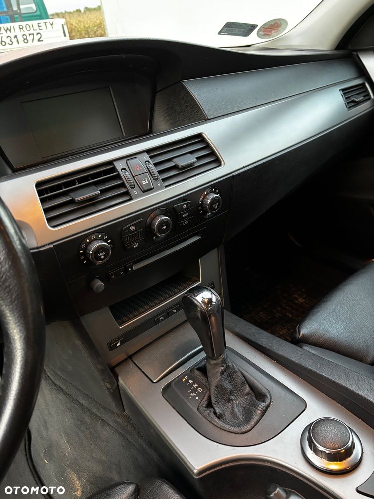 BMW Seria 5 525i - 8