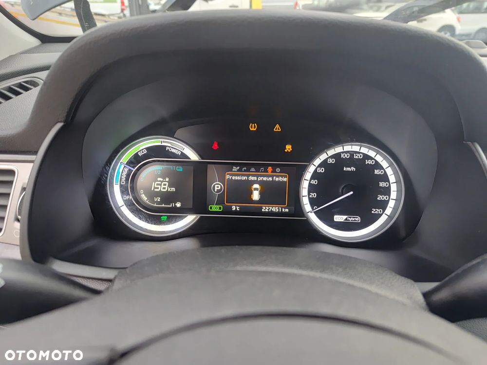 Kia Niro 1.6 GDI 2WD Vision - 26