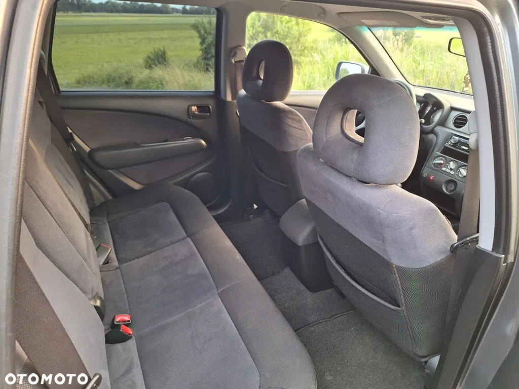 Mitsubishi Outlander 2.0 Comfort 4WD - 26
