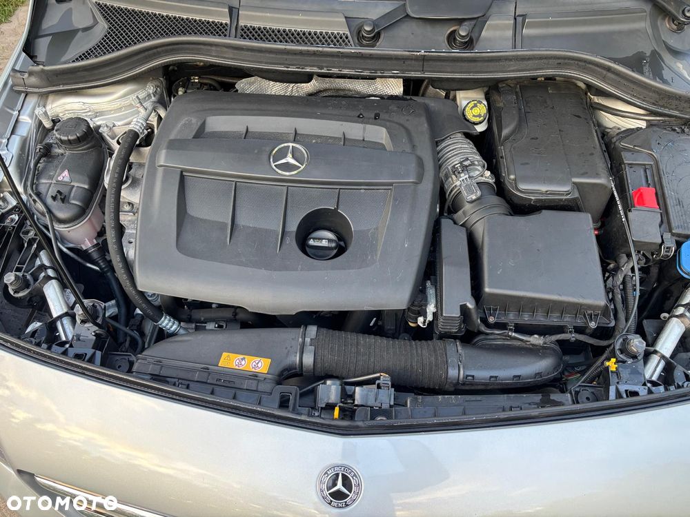 Mercedes-Benz Klasa B 180 (CDI) d 7G-DCT AMG Line - 22