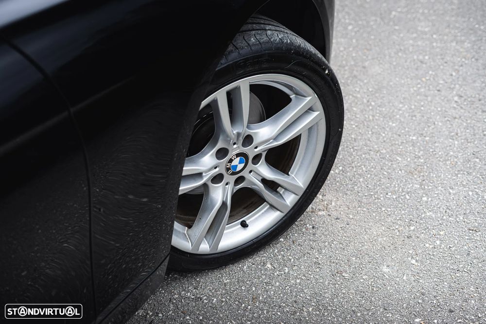 BMW 320 d Navigation Auto - 11